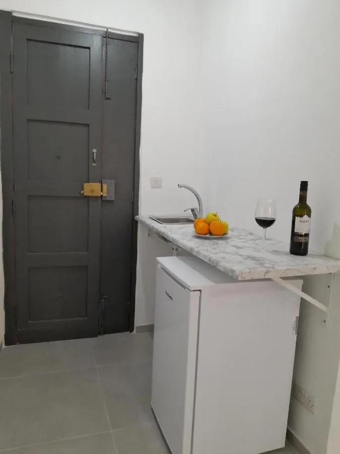 Bed & Breakfast Limestone Sun Sliema